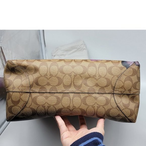 Coach City Tote in Signature Canvas with Kaffe Fassett Print 5697 Khaki Purple - Picture 5 of 8